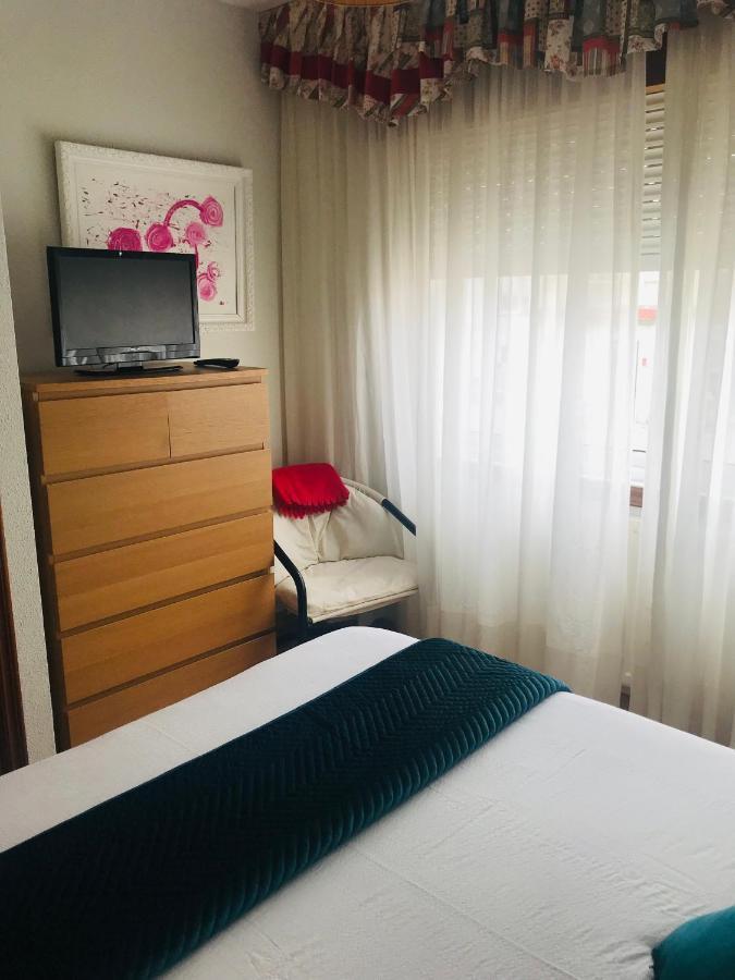 Apartamento Centrico En Monforte De Lemos - No Wifi - Parking Privado Esterno foto