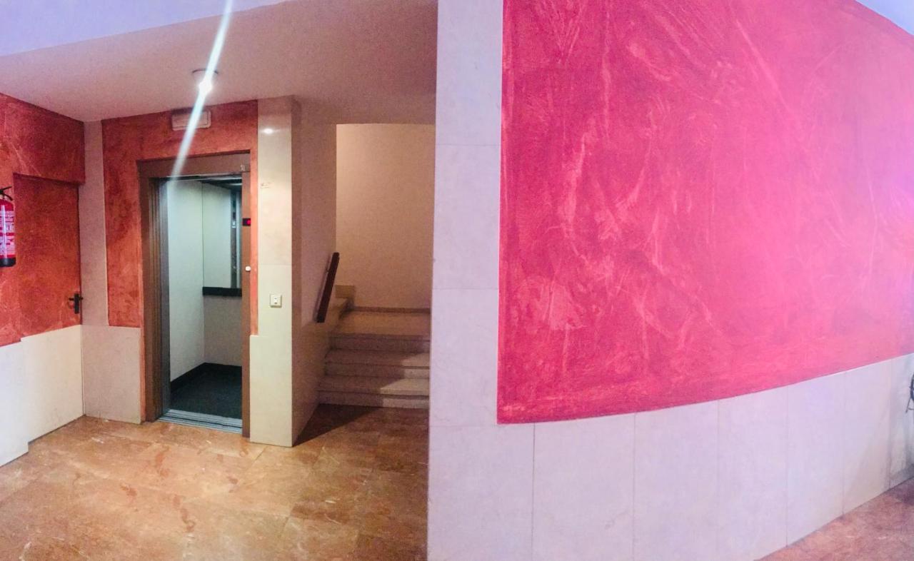 Apartamento Centrico En Monforte De Lemos - No Wifi - Parking Privado Esterno foto