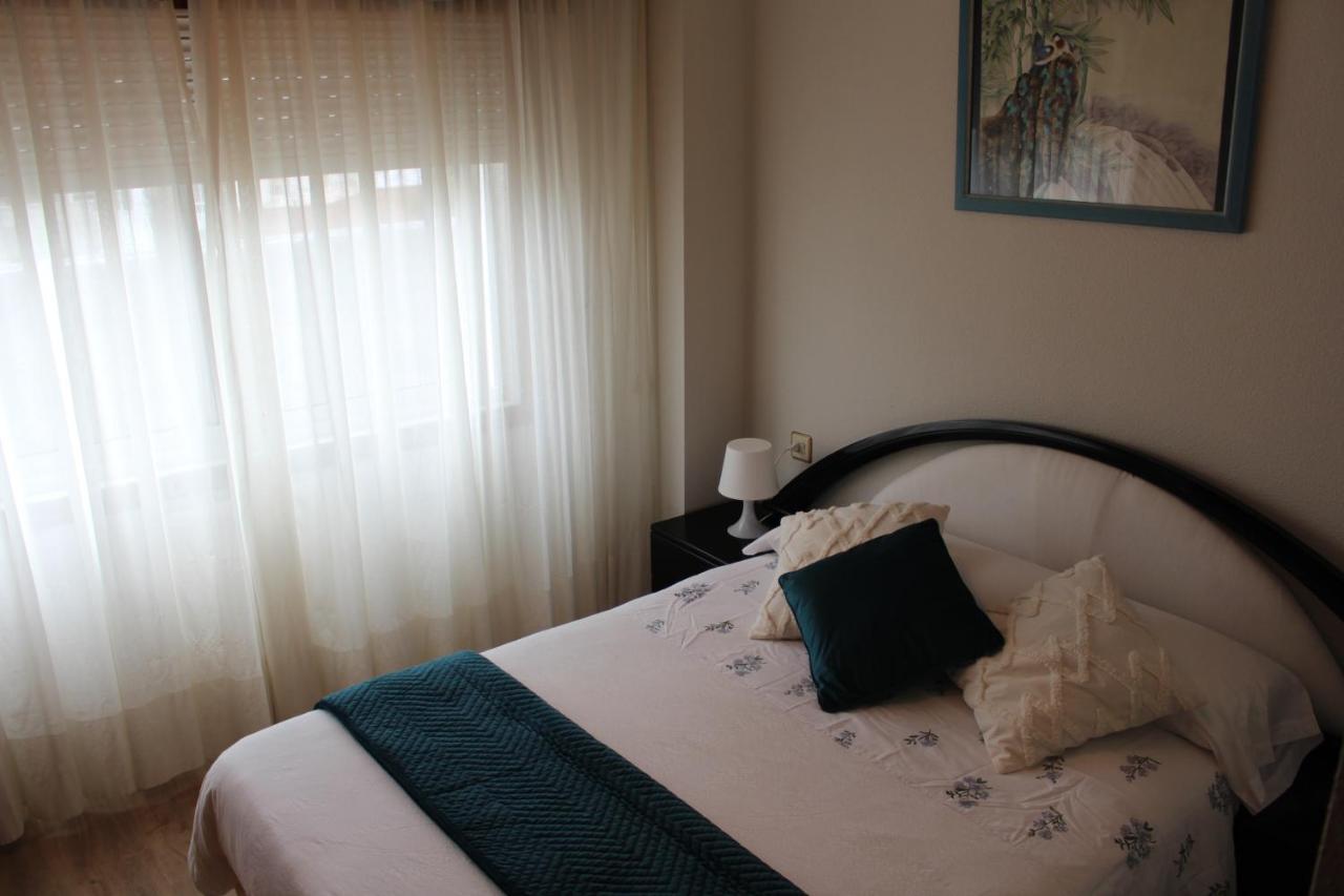 Apartamento Centrico En Monforte De Lemos - No Wifi - Parking Privado Esterno foto